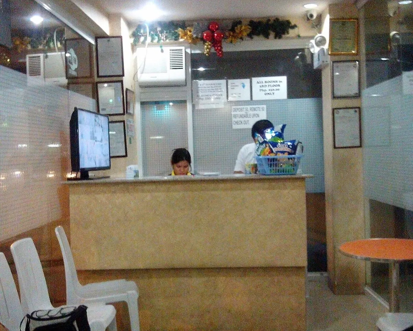 D' Morvie Suites Davao